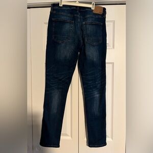 Aeropostale size 30/32 athletic skinny jean